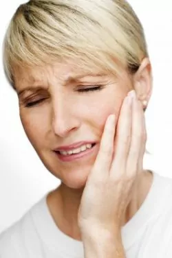 photo_-_dental__woman_experiencing_dental_pain_10-2012